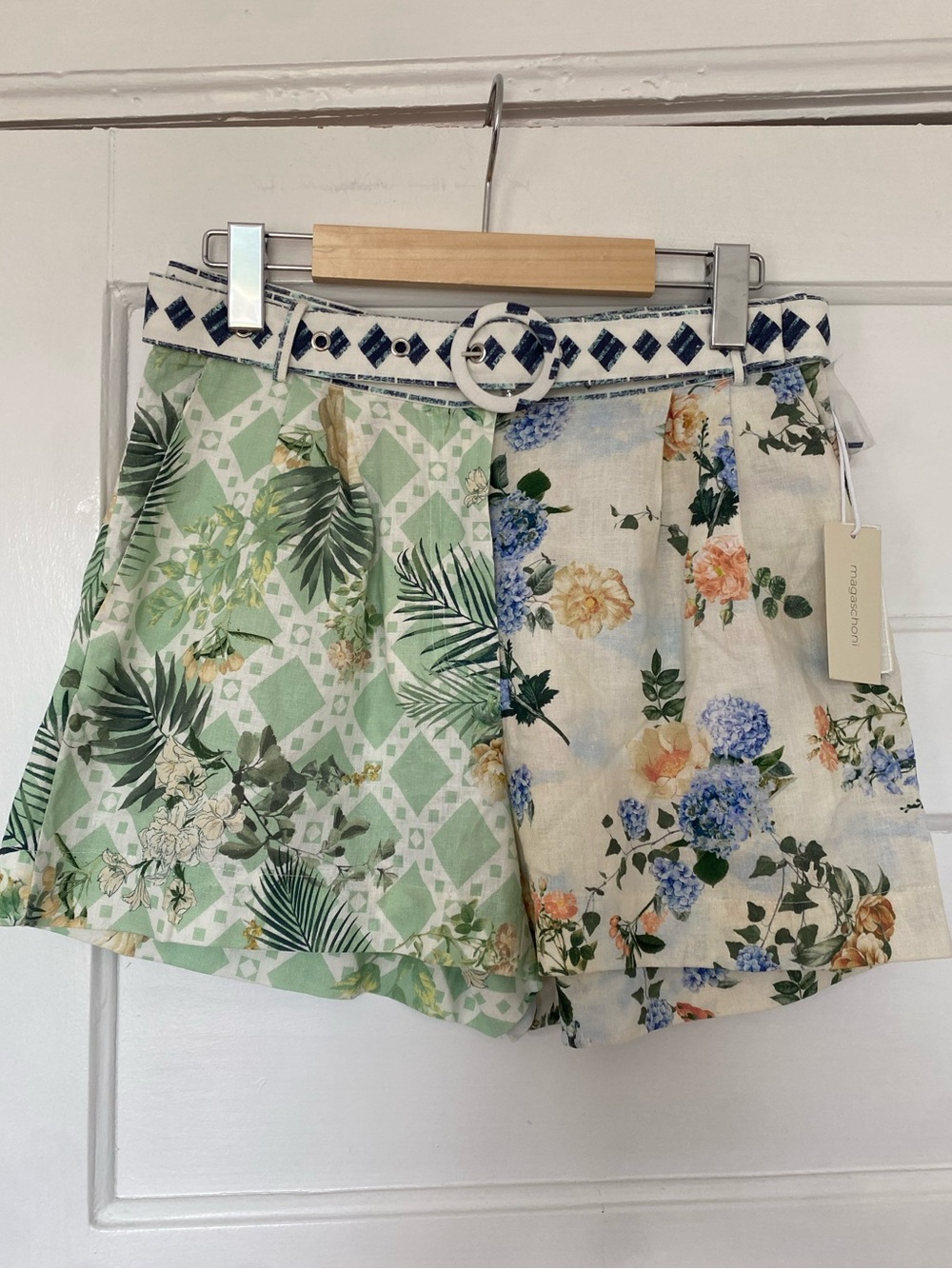 Magaschoni linen blend floral belted shorts